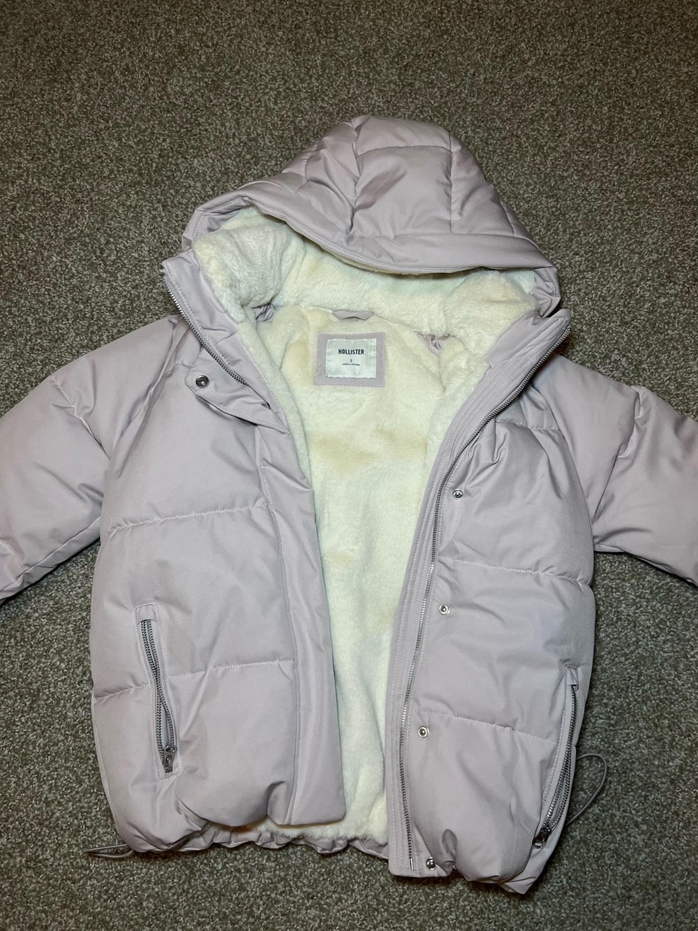 Women’s Hollister Puffer Jacket with removable hood — Lavender